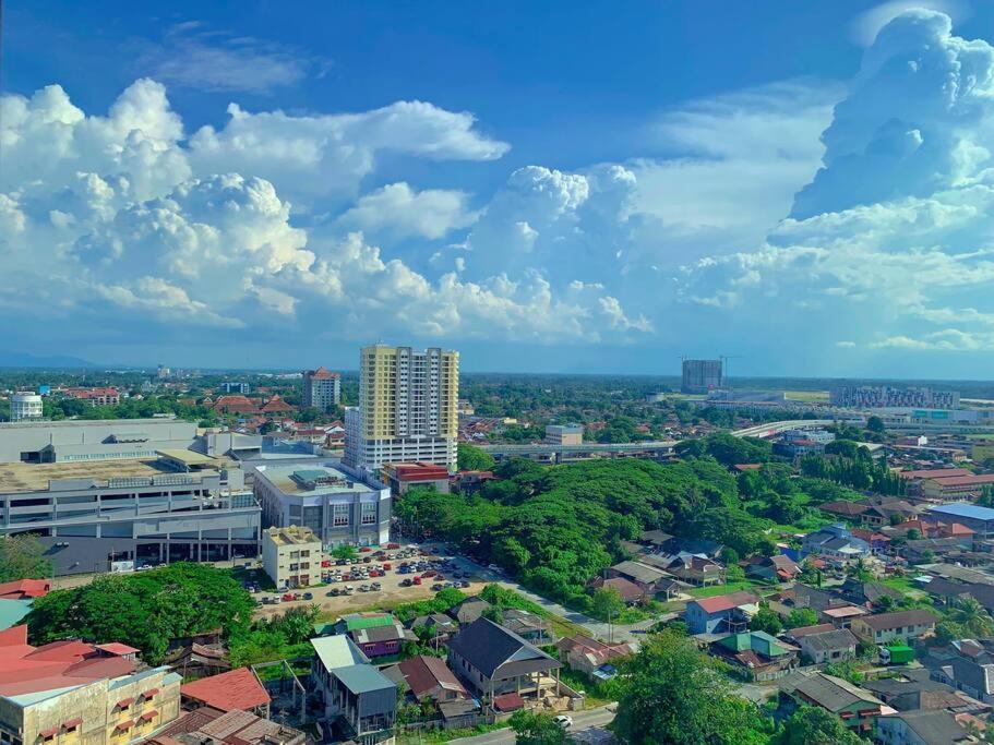 Netflix 2 Bedroom Troika Kota Bharu Homestay 1812 מראה חיצוני תמונה