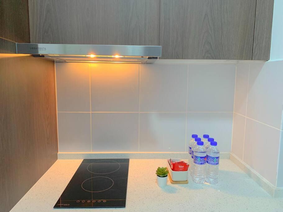 Netflix 2 Bedroom Troika Kota Bharu Homestay 1812 מראה חיצוני תמונה