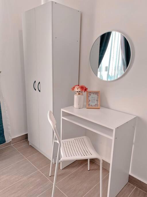 Netflix 2 Bedroom Troika Kota Bharu Homestay 1812 מראה חיצוני תמונה